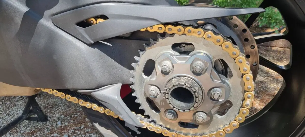 Ducati Multistrada V4 Pikes Peak (2021 - 24) (10)