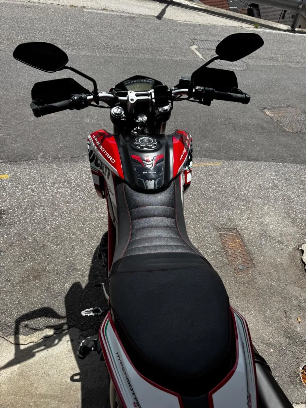 Ducati Hypermotard 939 (2016 - 18) (6)