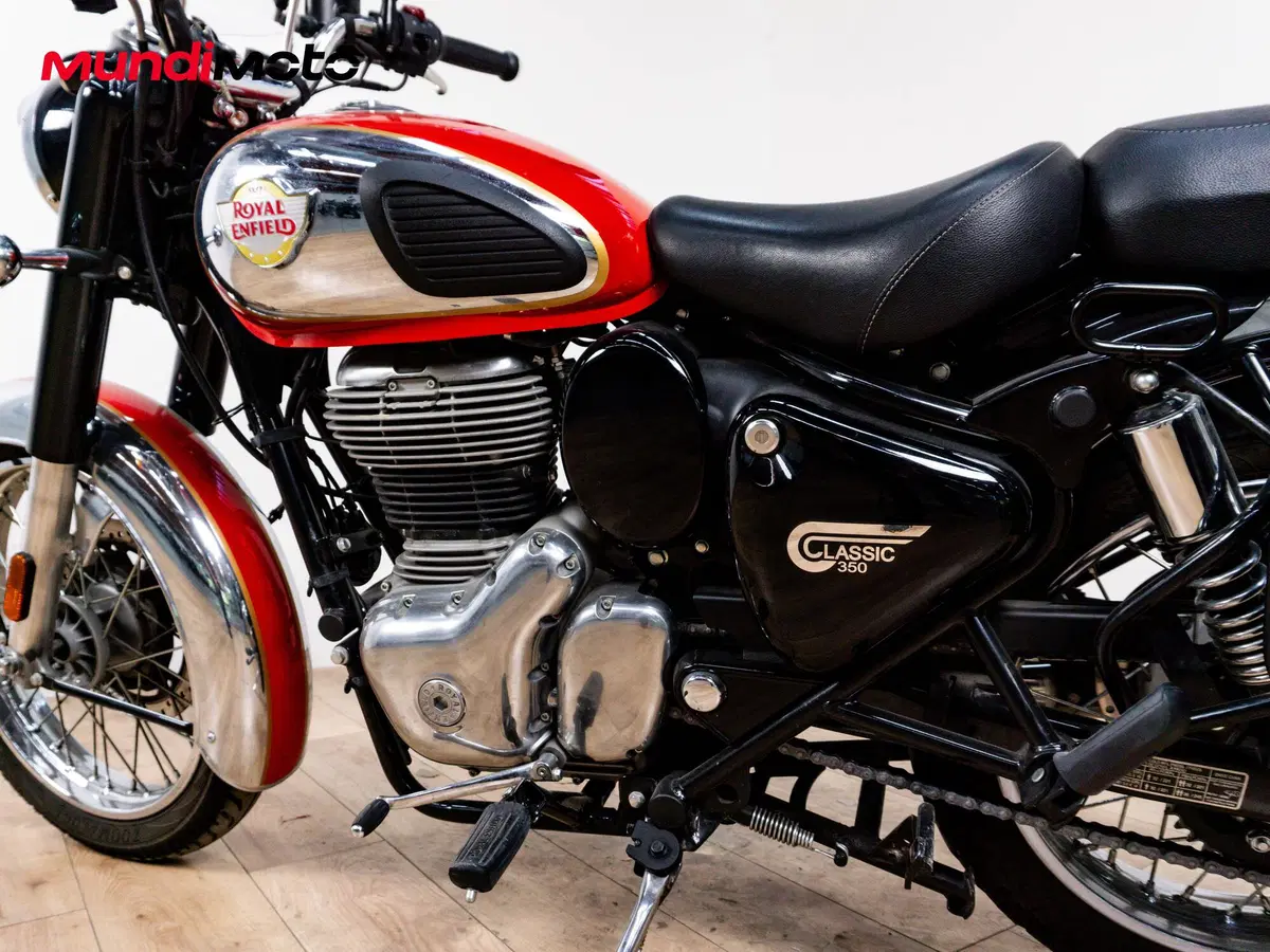 Royal Enfield Classic 350 (2021 - 26) (10)