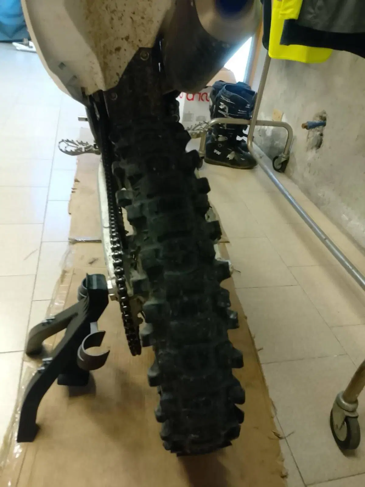 KTM 250 SX-F (2024) (6)