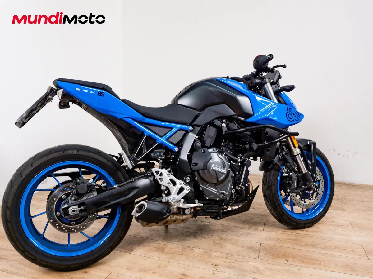 Suzuki GSX-8S (2025 - 26) (3)