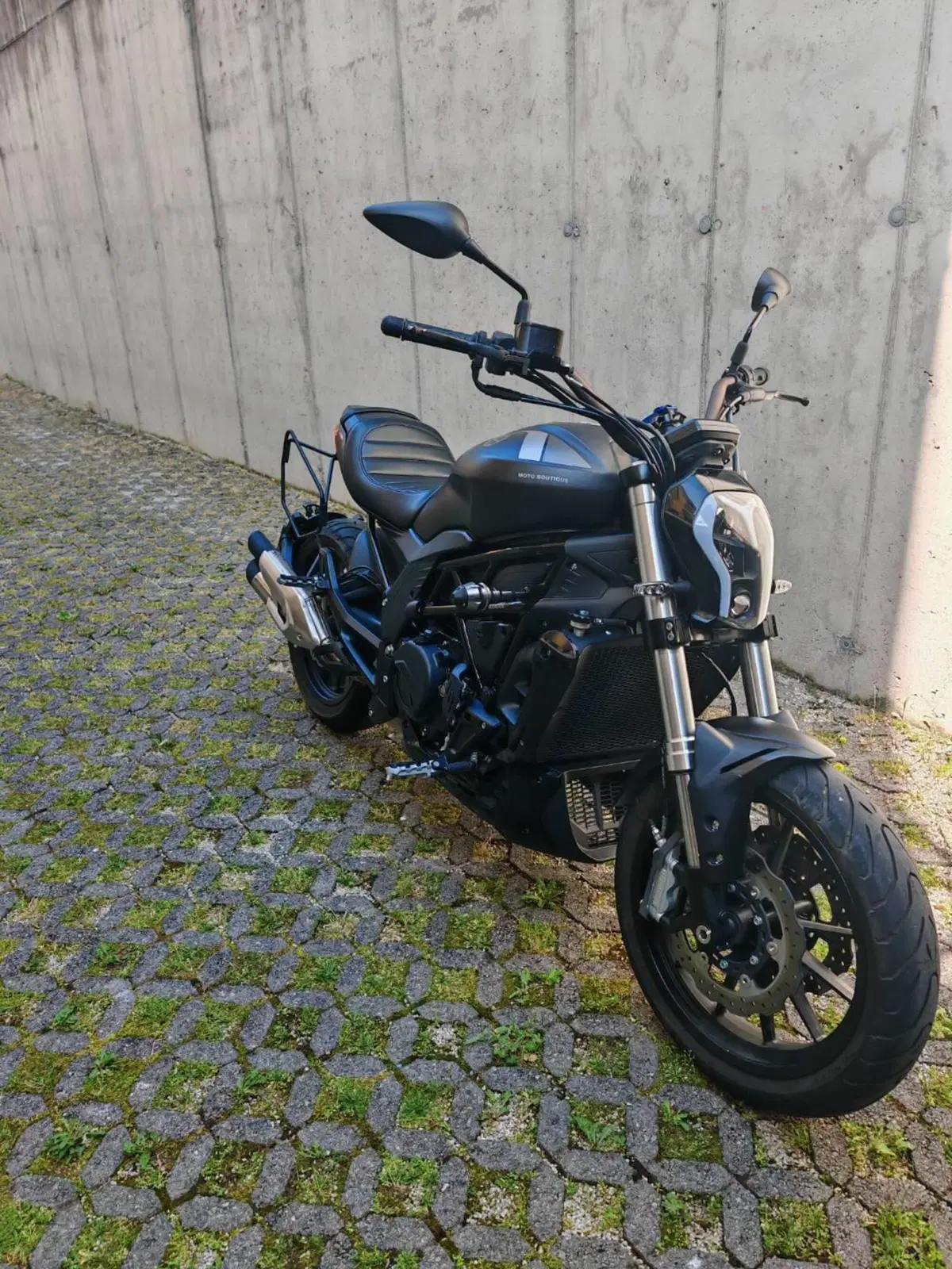 Benelli 502 C (2021 - 25) (3)