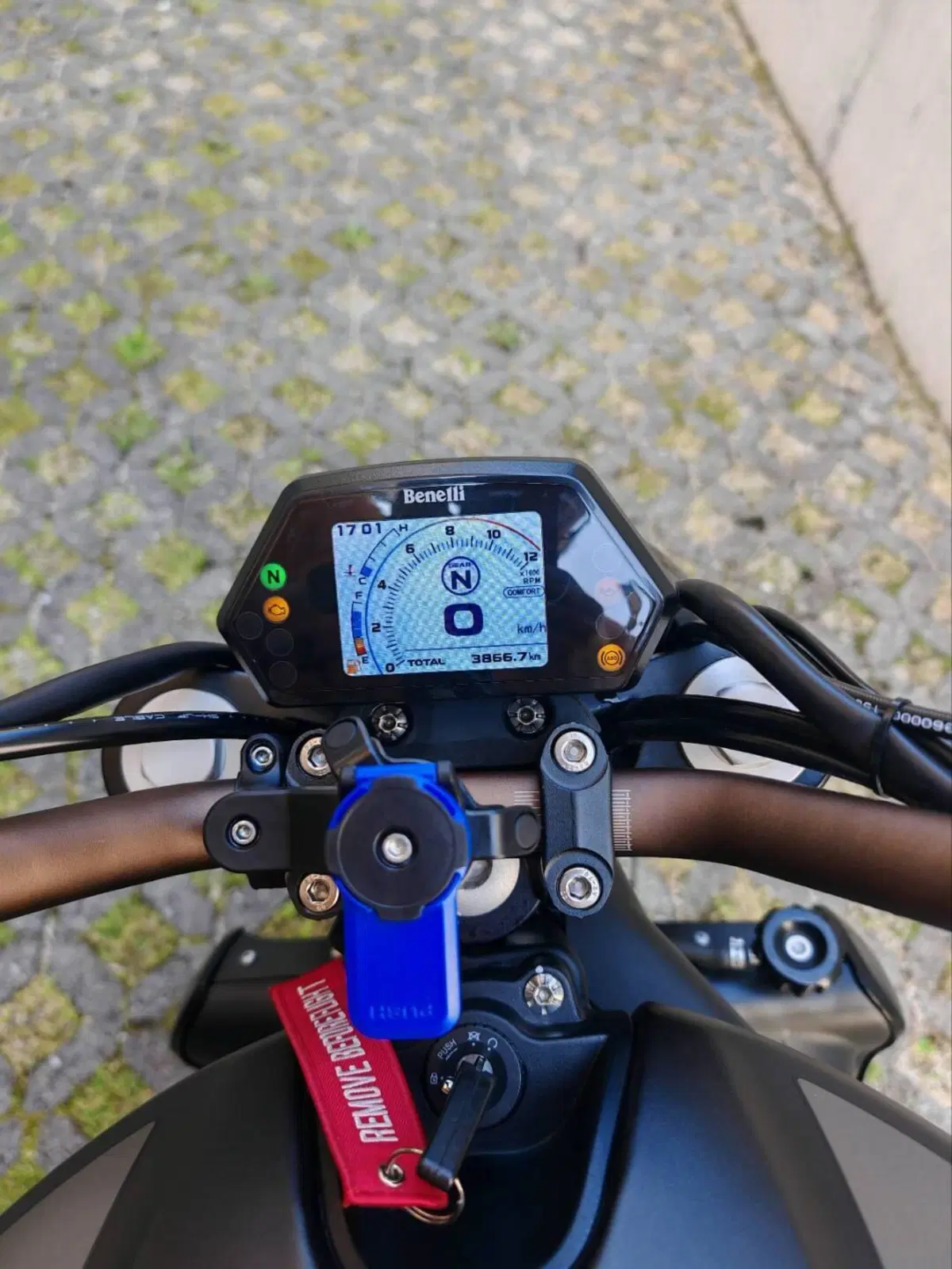 Benelli 502 C (2021 - 25) (11)