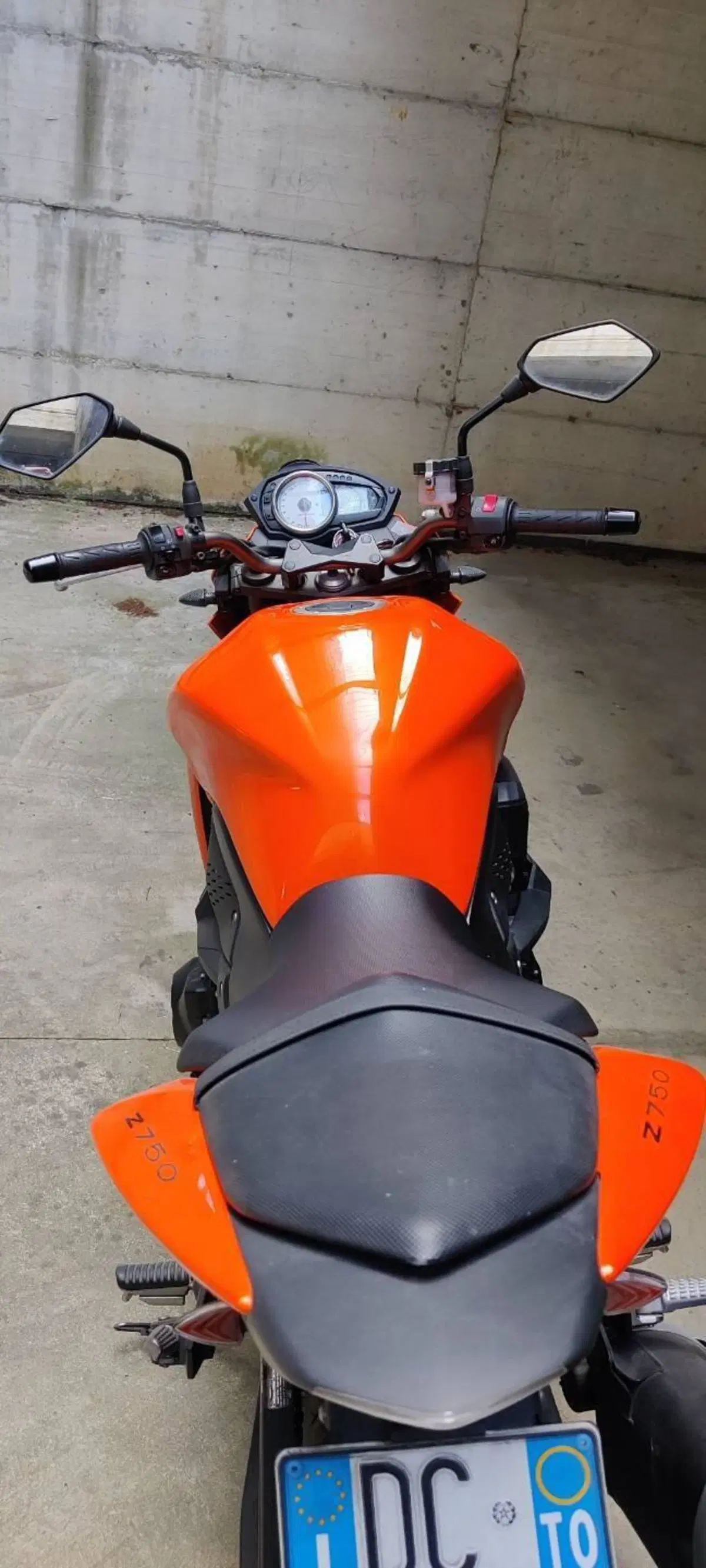Kawasaki Z 750 (2007 - 14) (10)