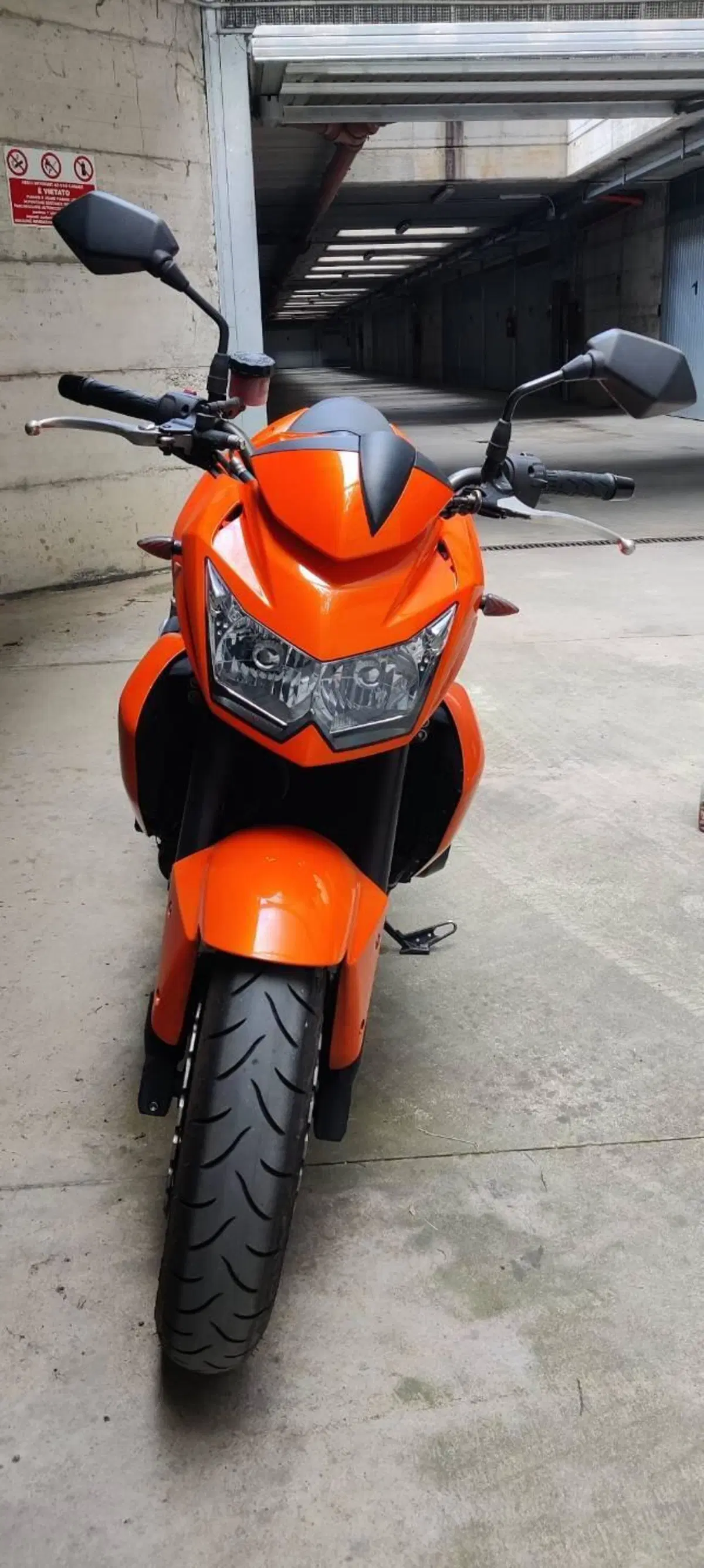Kawasaki Z 750 (2007 - 14) (15)