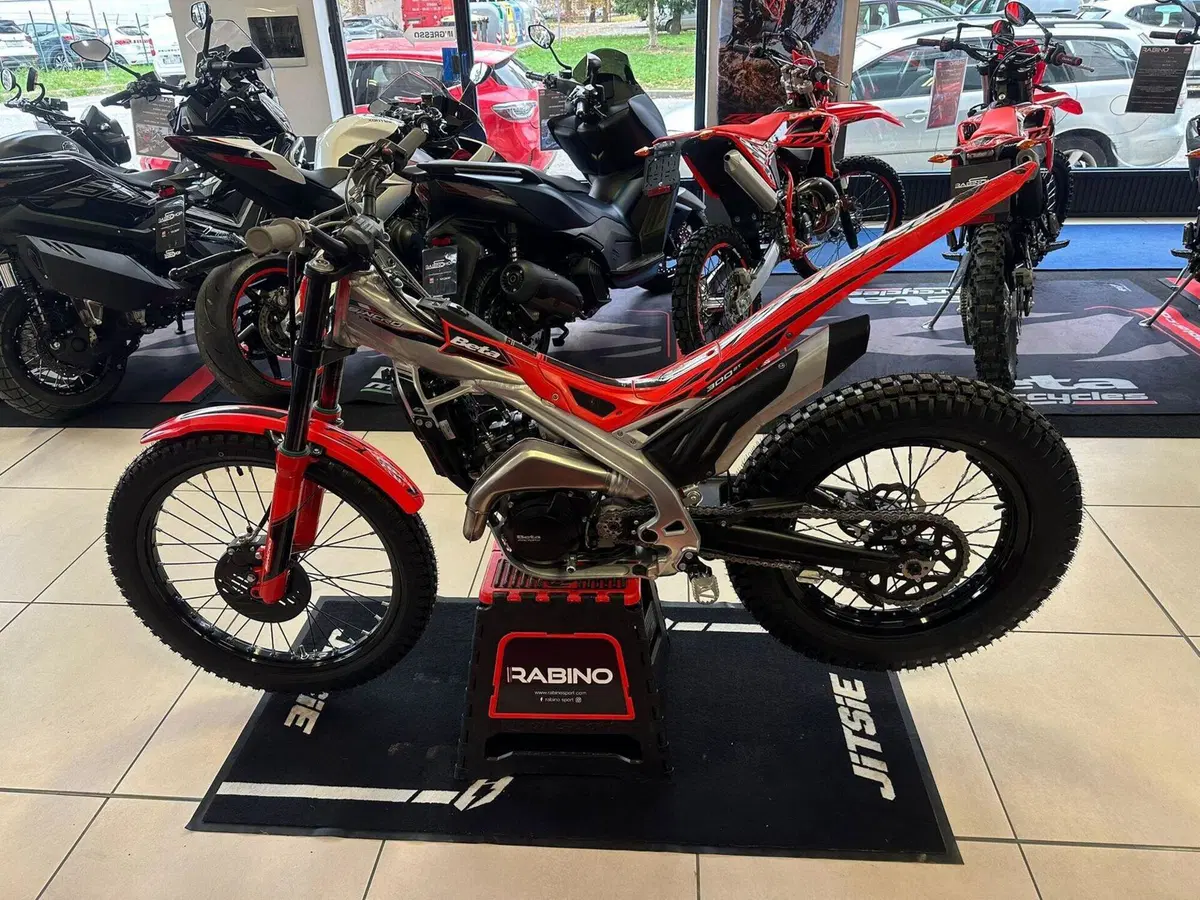 Betamotor Evo 300 2T (2025) (4)