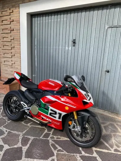Ducati Panigale V2 Bayliss 1st Championship 20th Anniversary (2021 - 24) usata