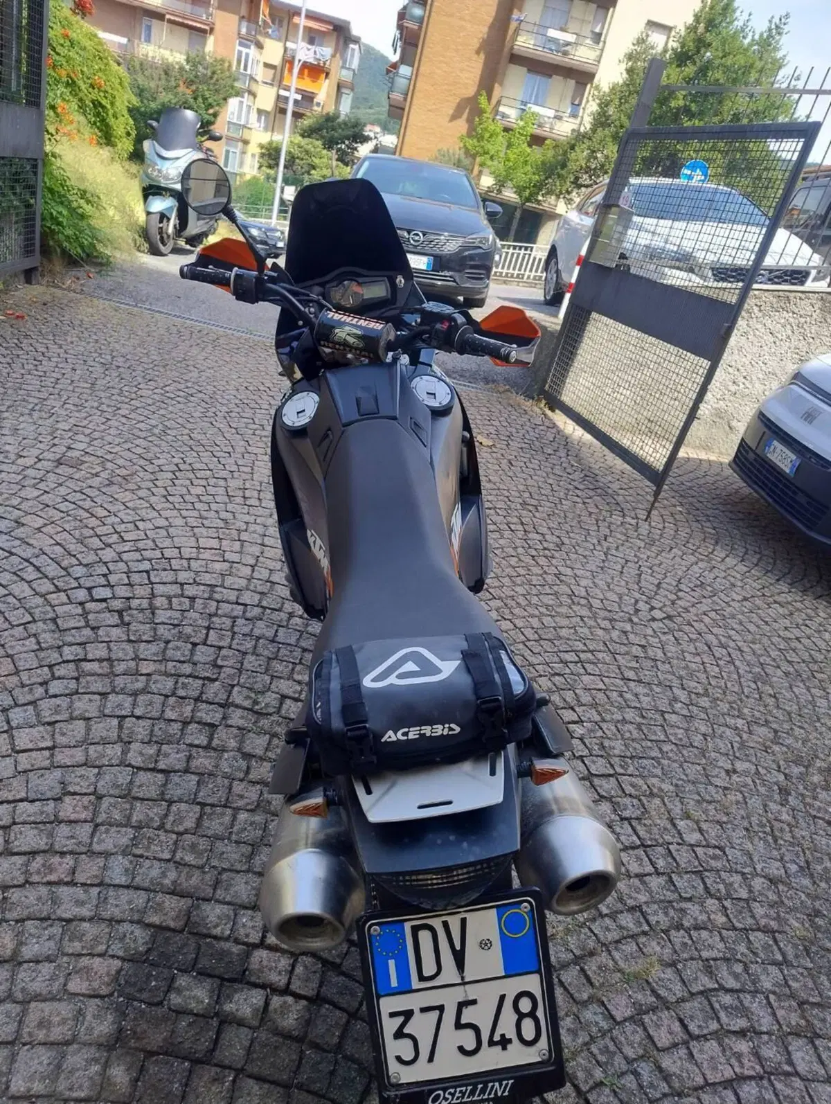 KTM 990 Adventure R (2009 - 11) (2)