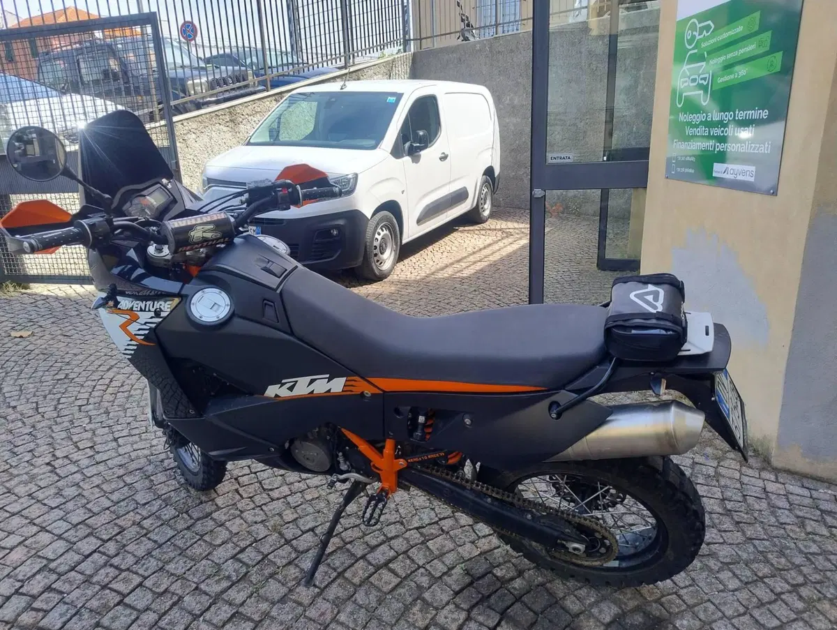 KTM 990 Adventure R (2009 - 11) (3)