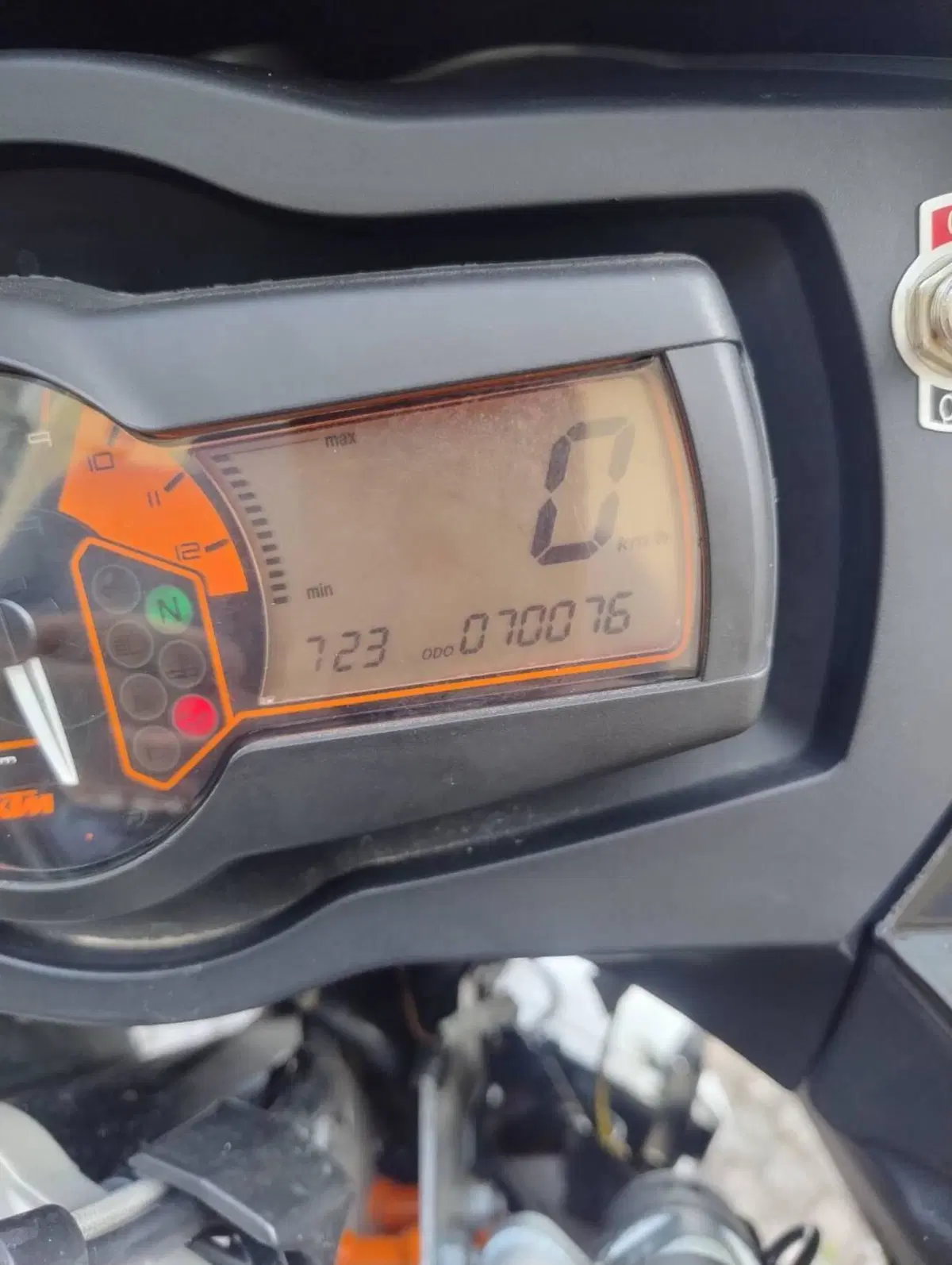 KTM 990 Adventure R (2009 - 11) (4)