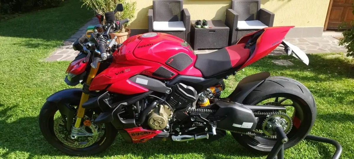 Ducati Streetfighter V4 S (2023 - 24) (3)