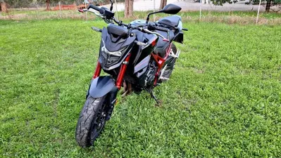 Honda CB 750 Hornet (2023 - 24) usata