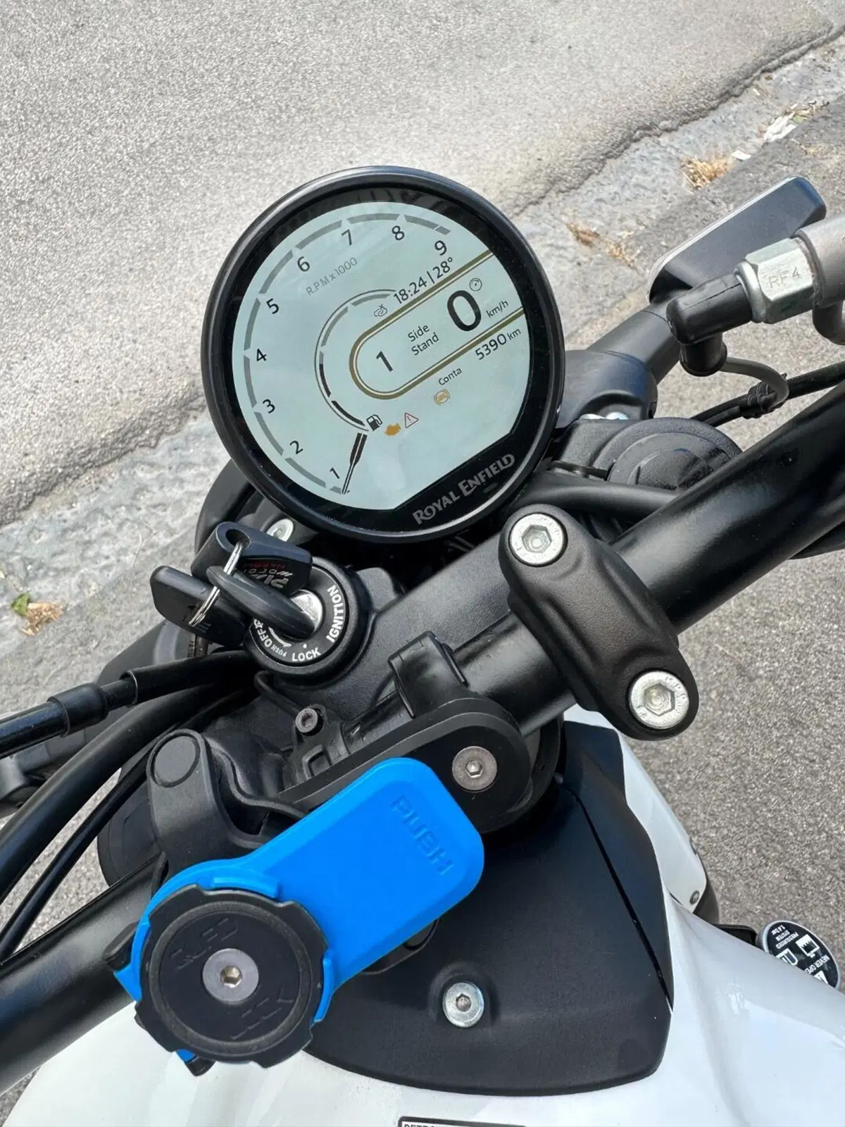 Royal Enfield Guerrilla 450 (2024 - 26) (2)
