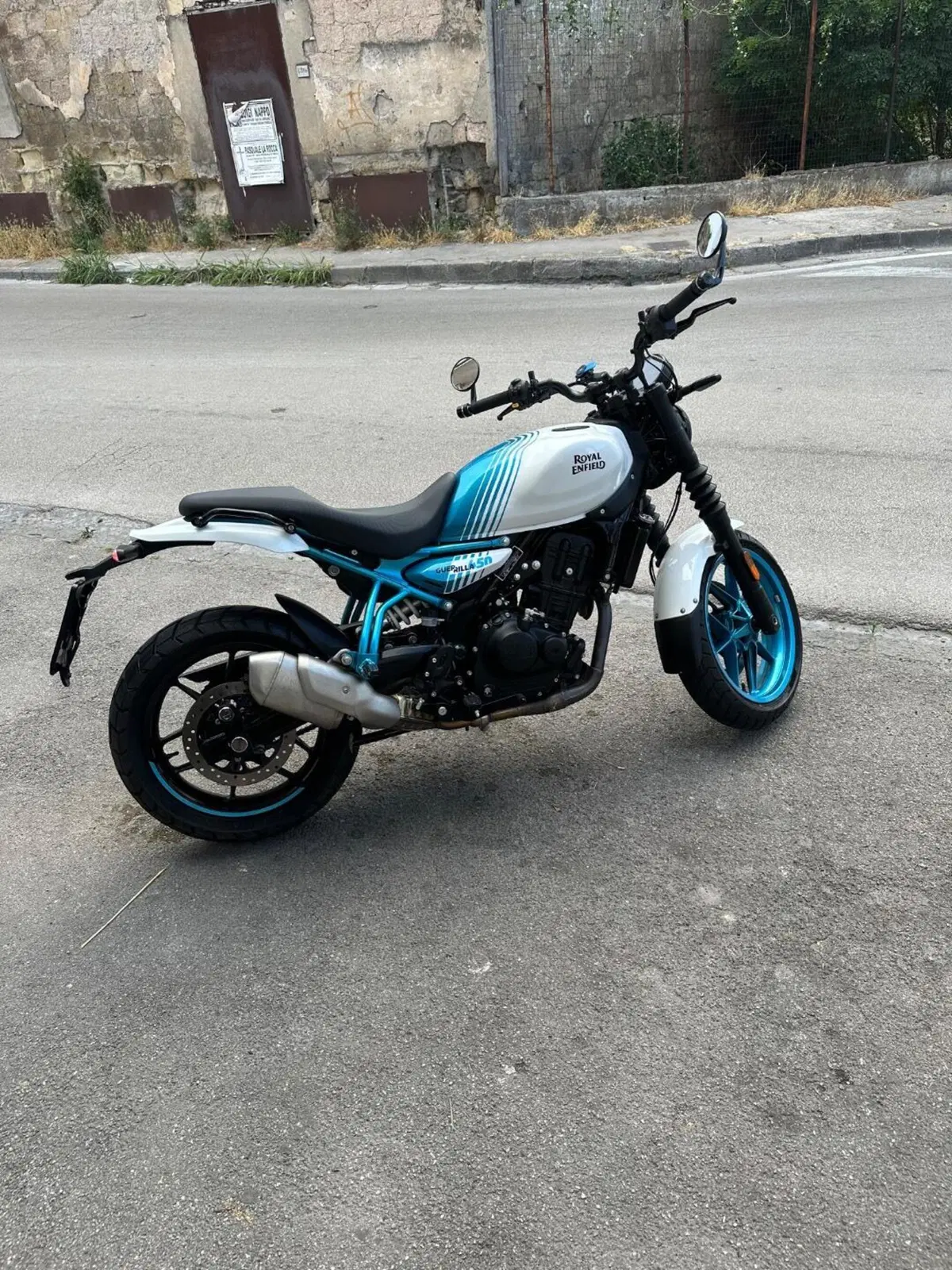 Royal Enfield Guerrilla 450 (2024 - 26) (4)