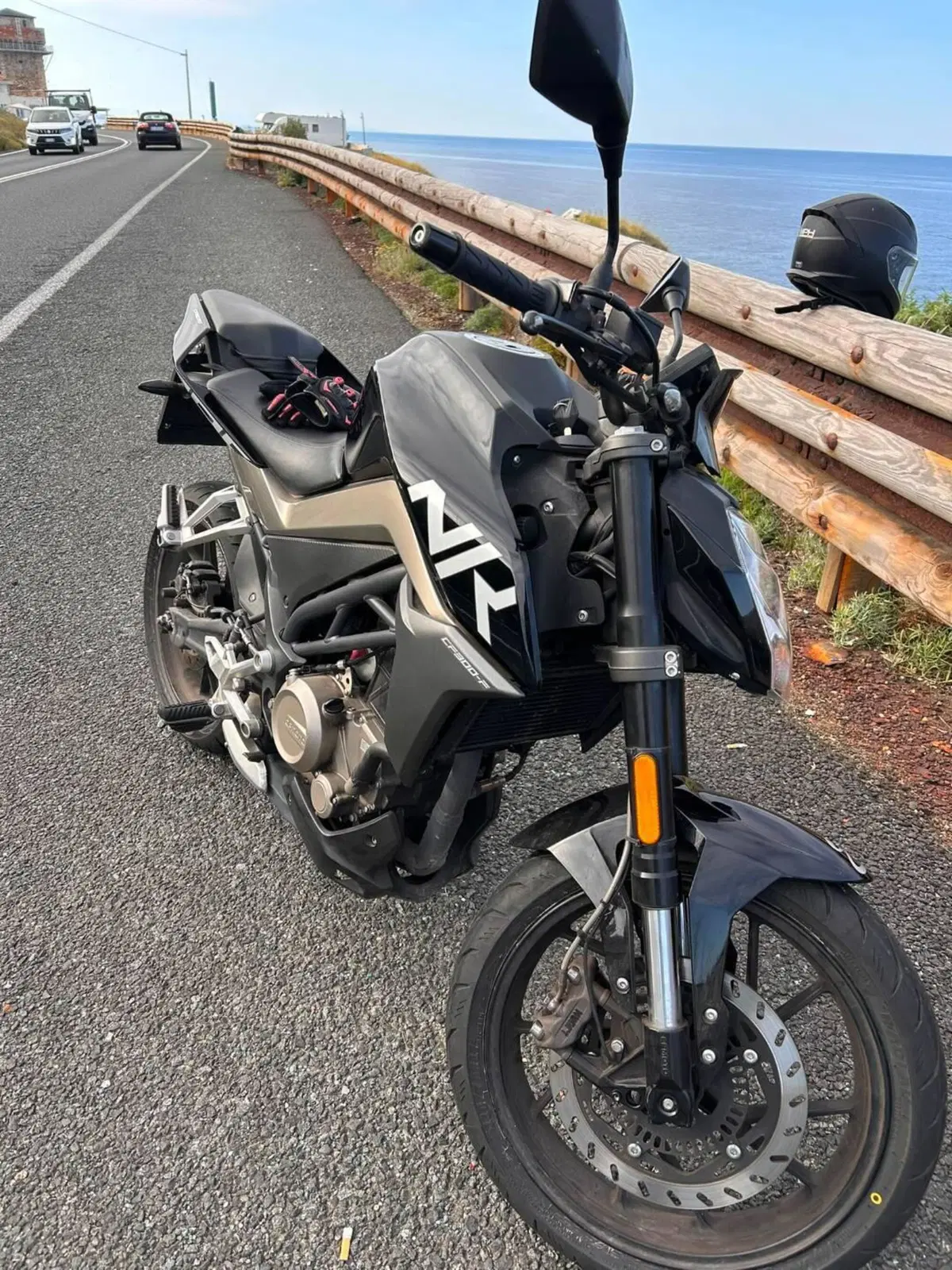CFMOTO 300NK (2021 - 26) (5)