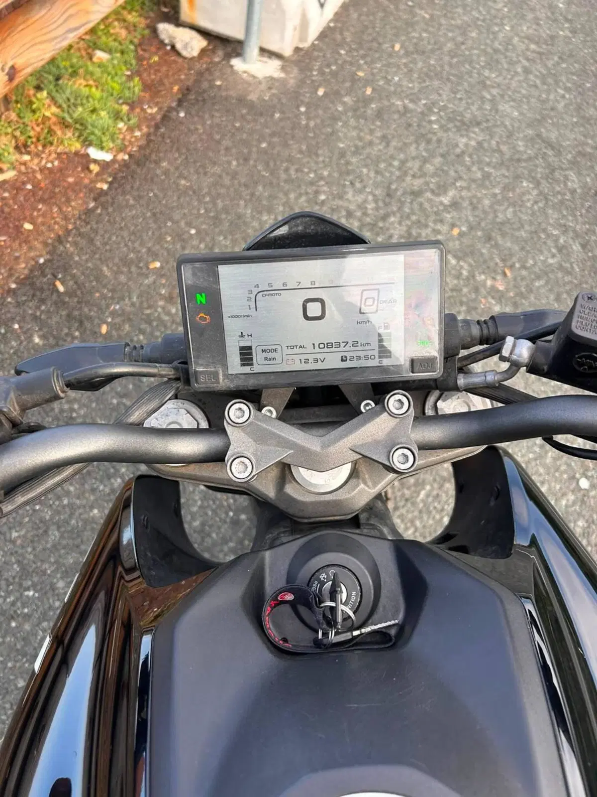 CFMOTO 300NK (2021 - 26) (7)