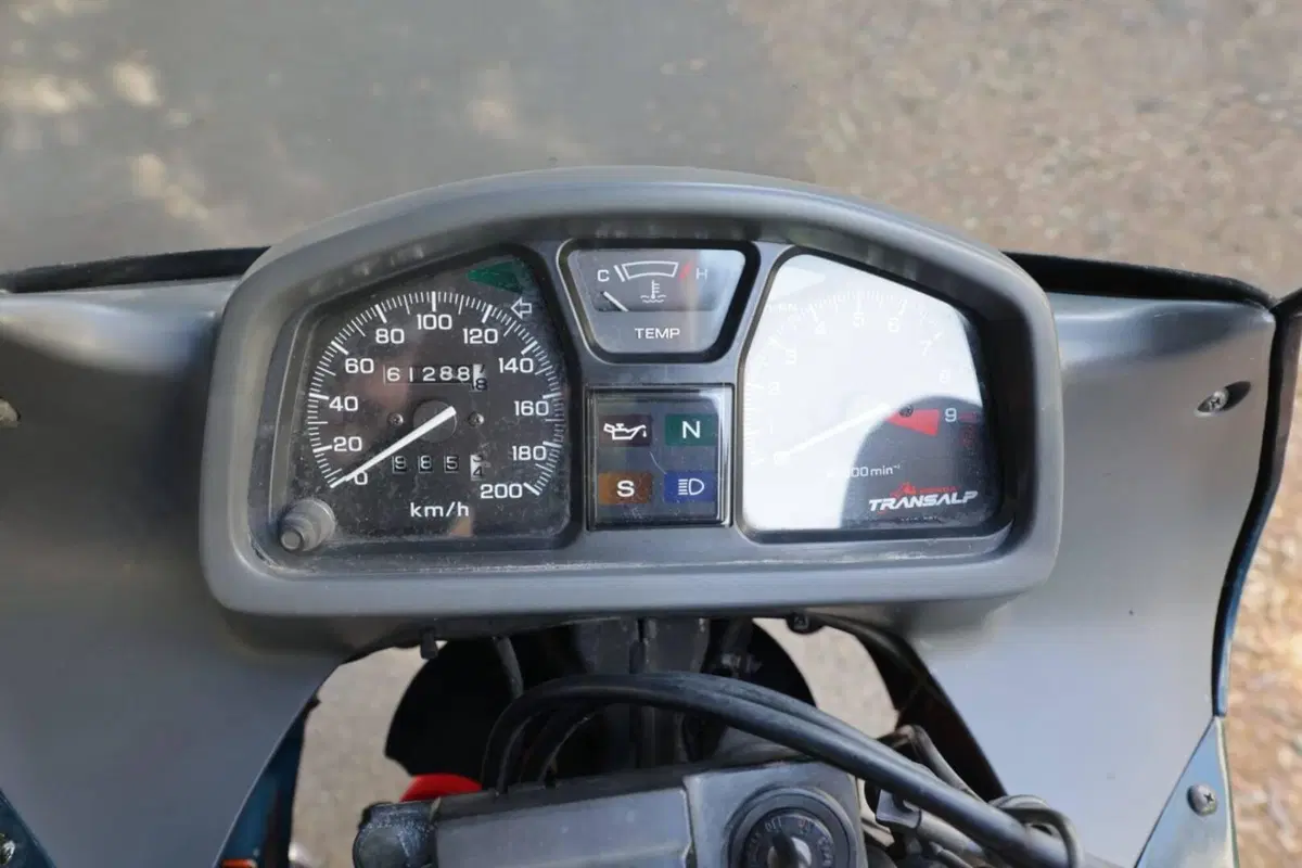 Honda XL 600 V TRANSALP  (4)