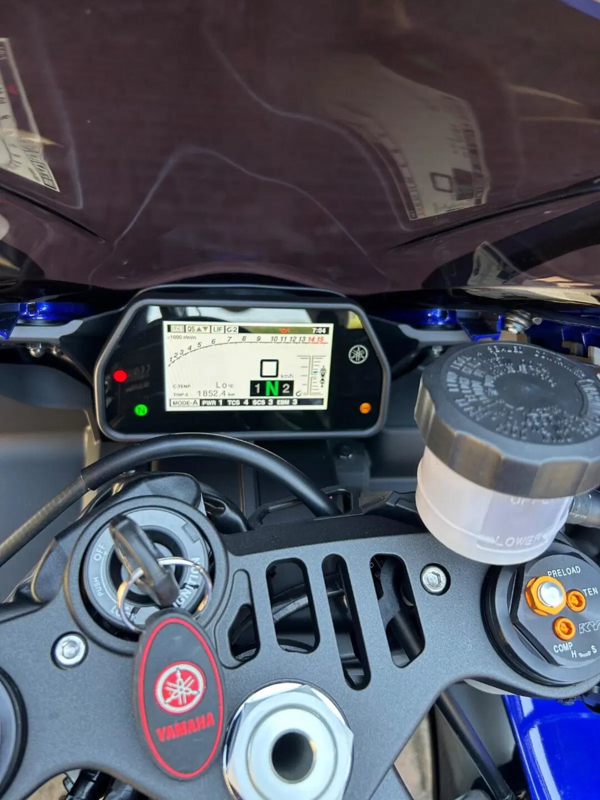 Yamaha YZF R1 (2020 - 25) (10)