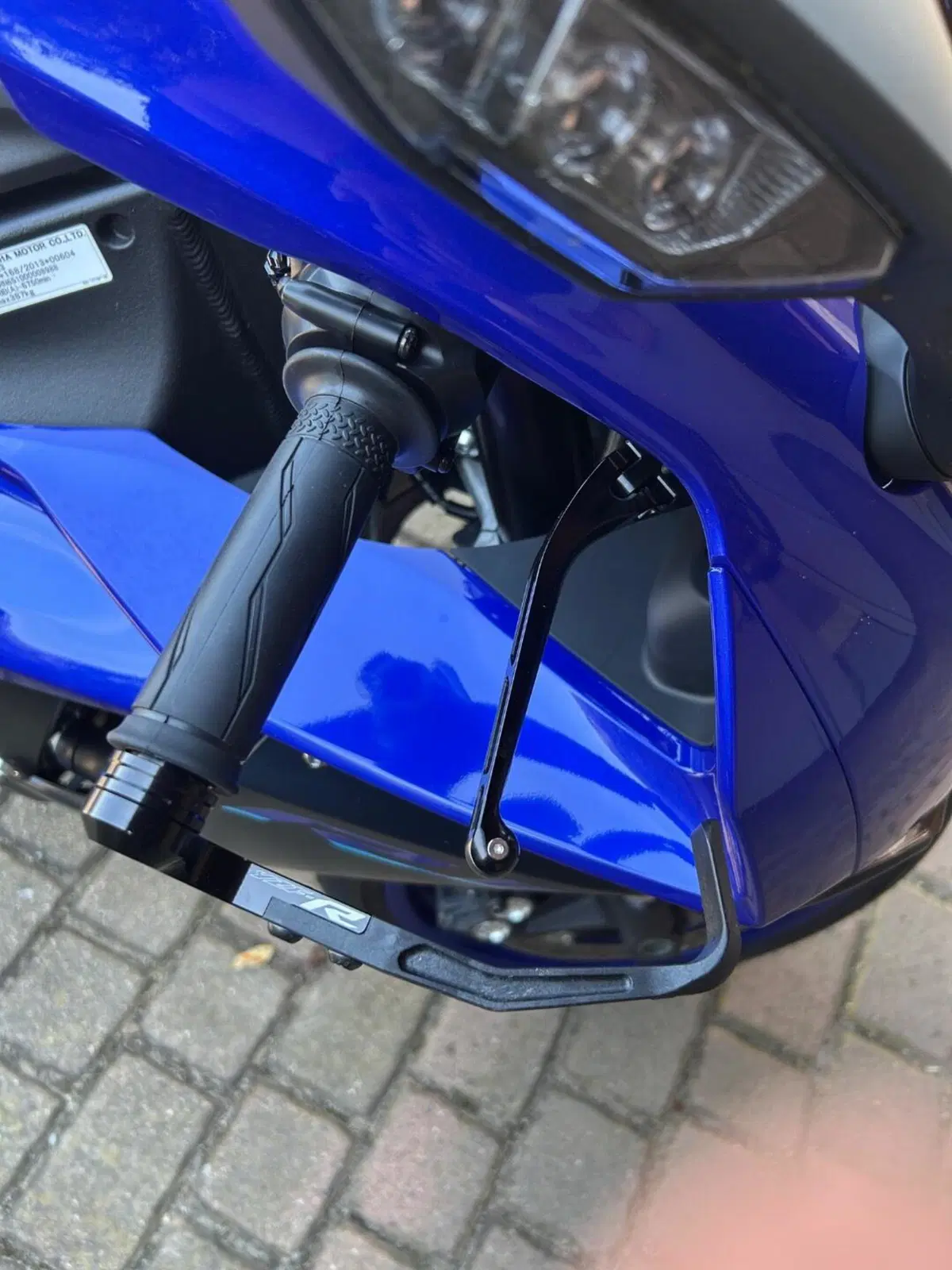 Yamaha YZF R1 (2020 - 25) (4)