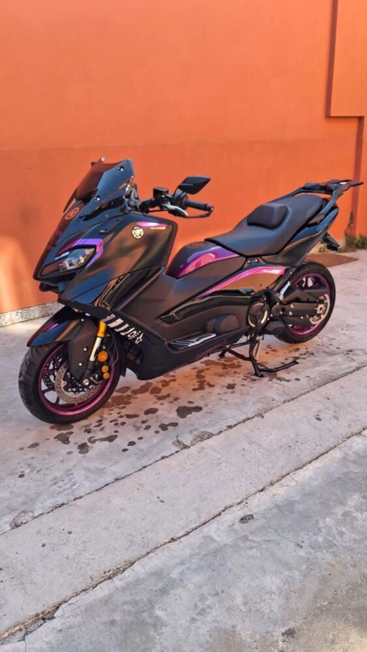 Yamaha T-Max 560 (2022 - 24) (3)