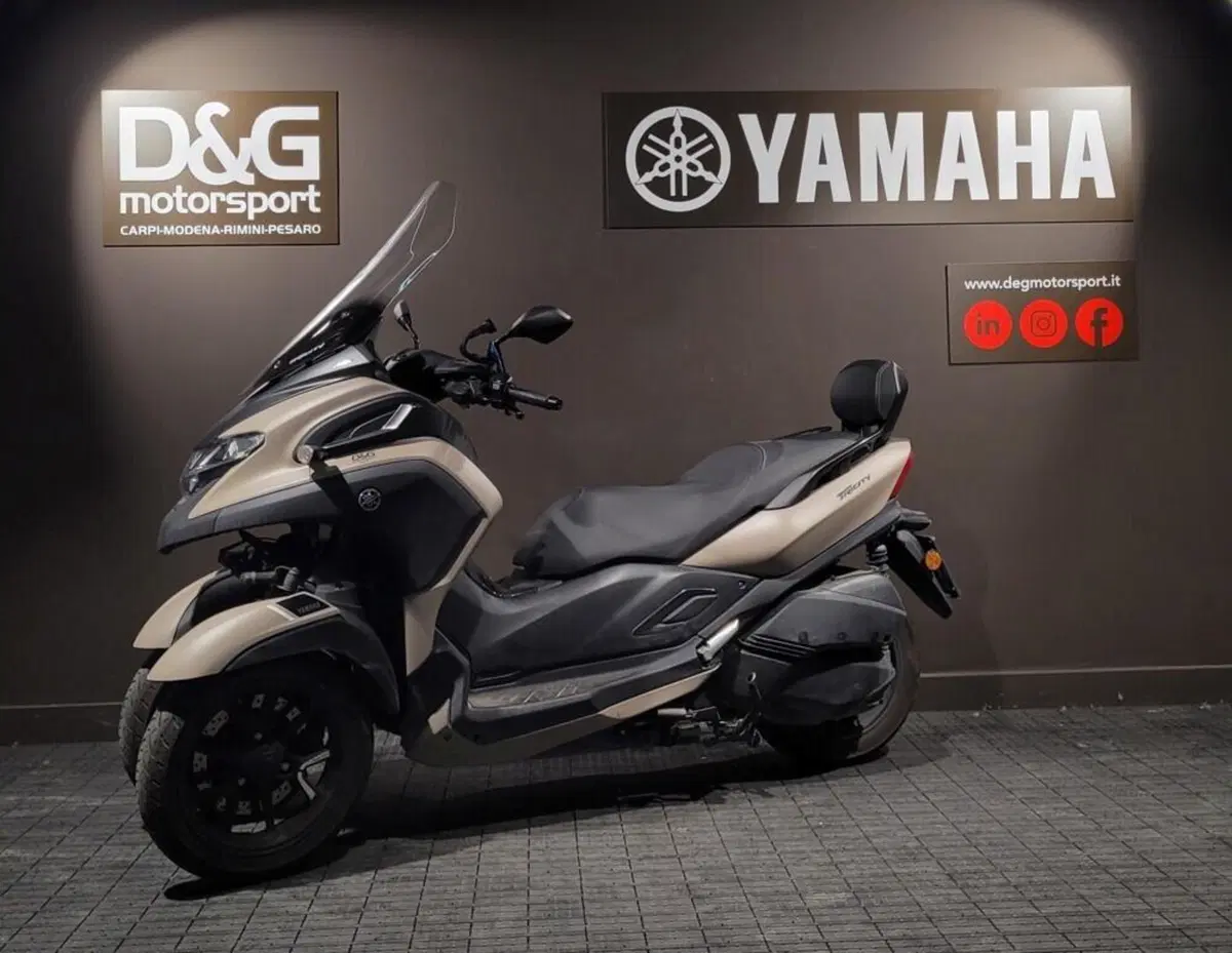 Yamaha Tricity 300 (2021 - 24) (2)
