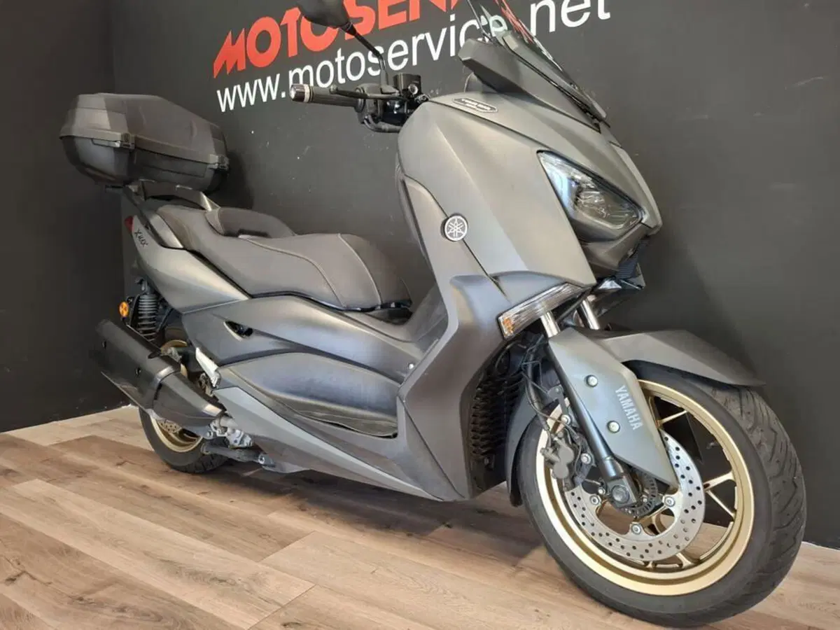 Yamaha X-Max 300 Tech Max (2021 - 24) (5)