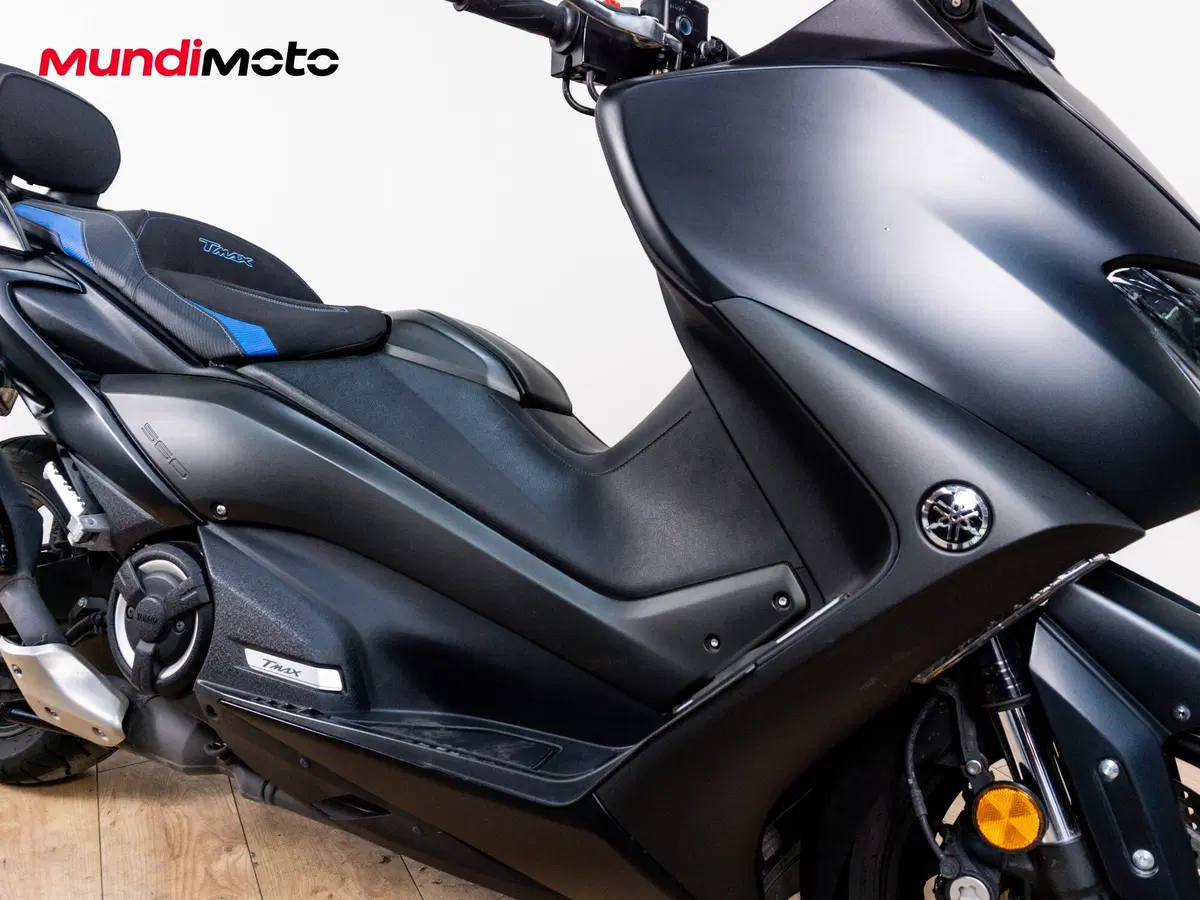 Yamaha T-Max 560 (2020 - 21) (5)