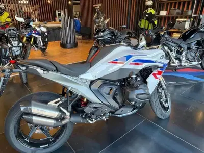 Bmw R 1300 RS (2026) usata