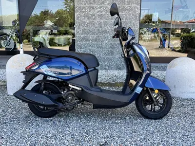 Sym Mio 50 (2021 - 26) usata
