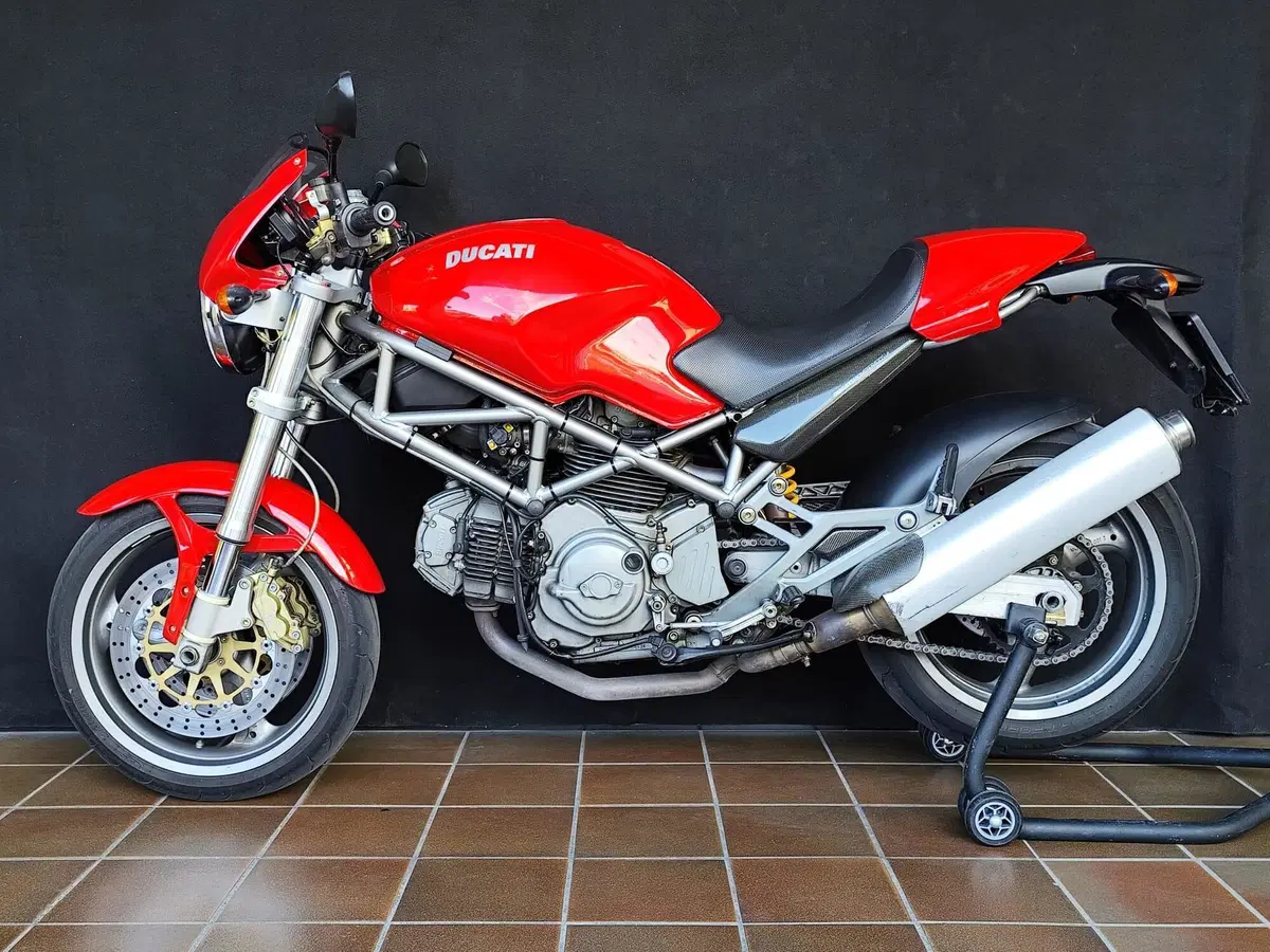 Ducati Monster 620 I.E (2002) (2)