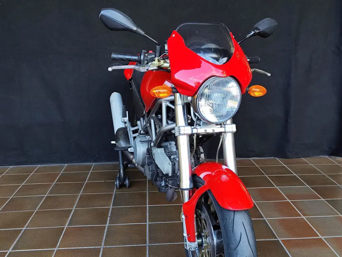 Ducati Monster 620 I.E (2002) (3)