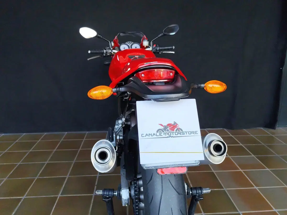 Ducati Monster 620 I.E (2002) (4)