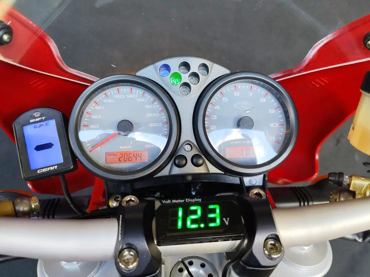 Ducati Monster 620 I.E (2002) (5)