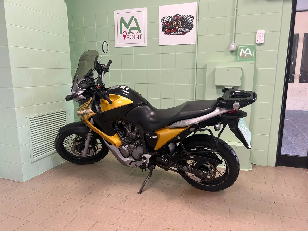 Honda Transalp XL 700 V ABS (2007 - 2013) (2)