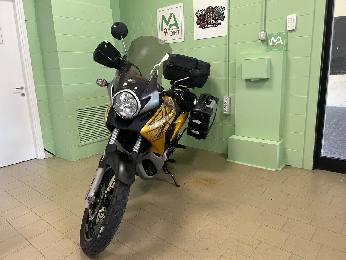 Honda Transalp XL 700 V ABS (2007 - 2013) (16)