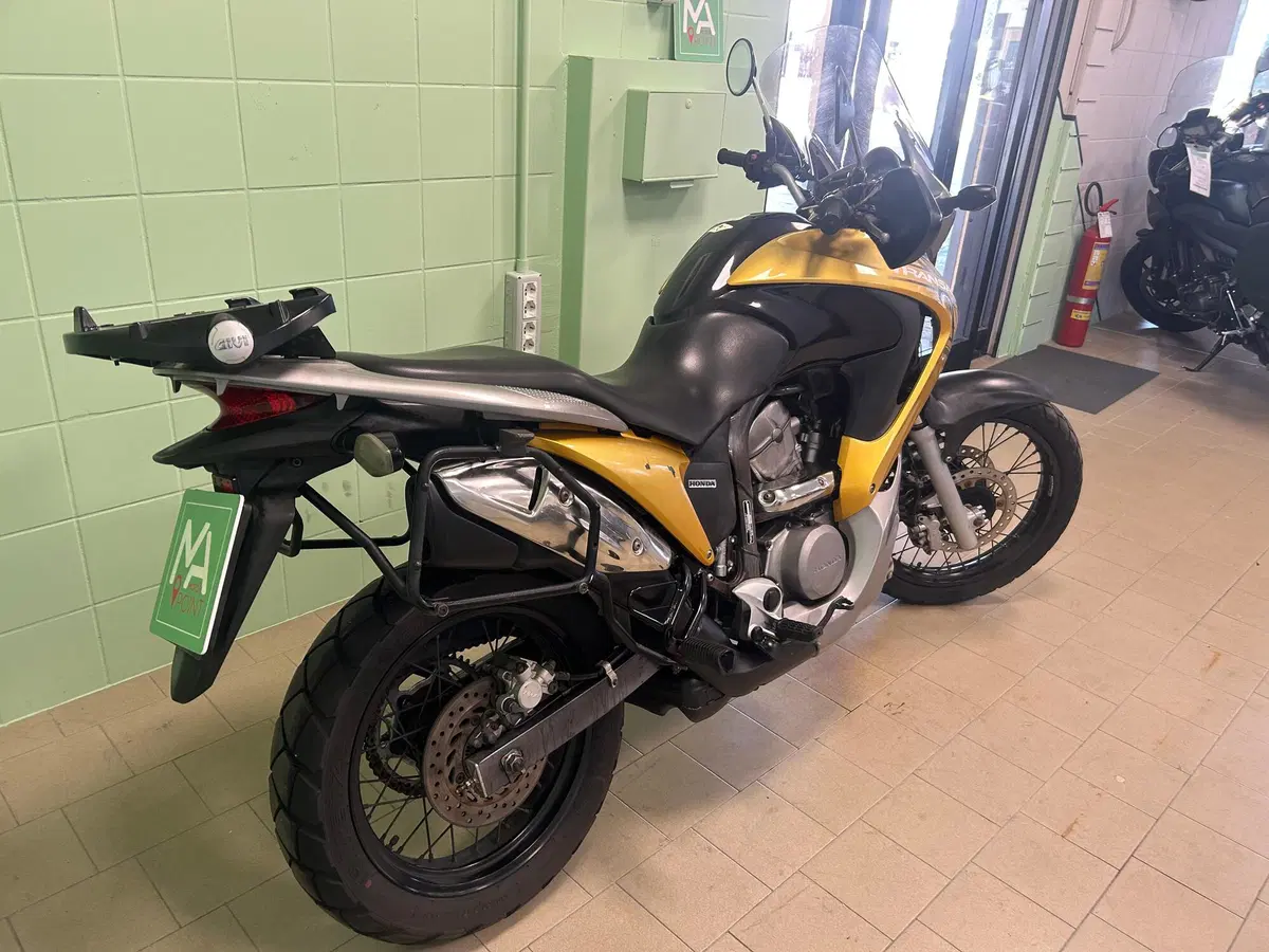 Honda Transalp XL 700 V ABS (2007 - 2013) (20)