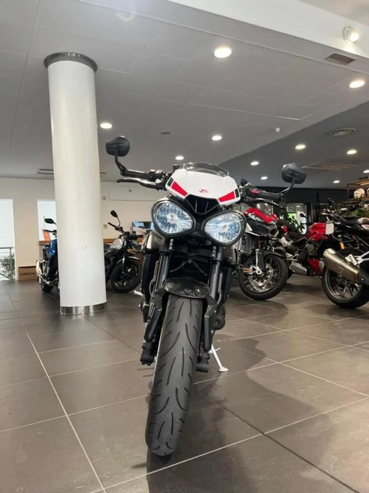 Triumph Speed Triple 1050 RS (2018 - 20) (5)