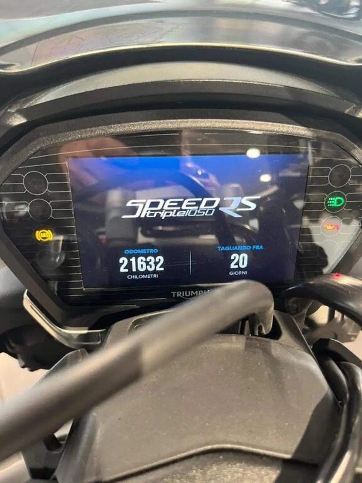 Triumph Speed Triple 1050 RS (2018 - 20) (13)
