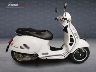 Vespa GTS 300 (2010 - 14) usata