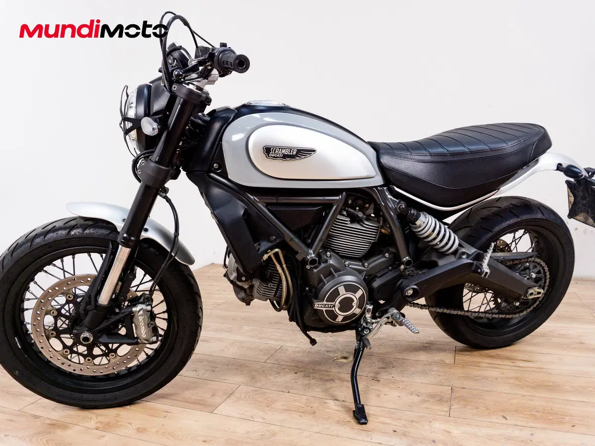 Ducati Scrambler 800 Icon Dark (2020) (8)