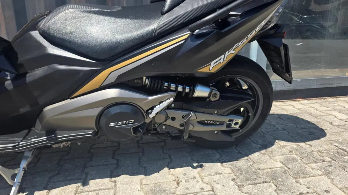 Kymco AK 550 (2017 - 19) (9)