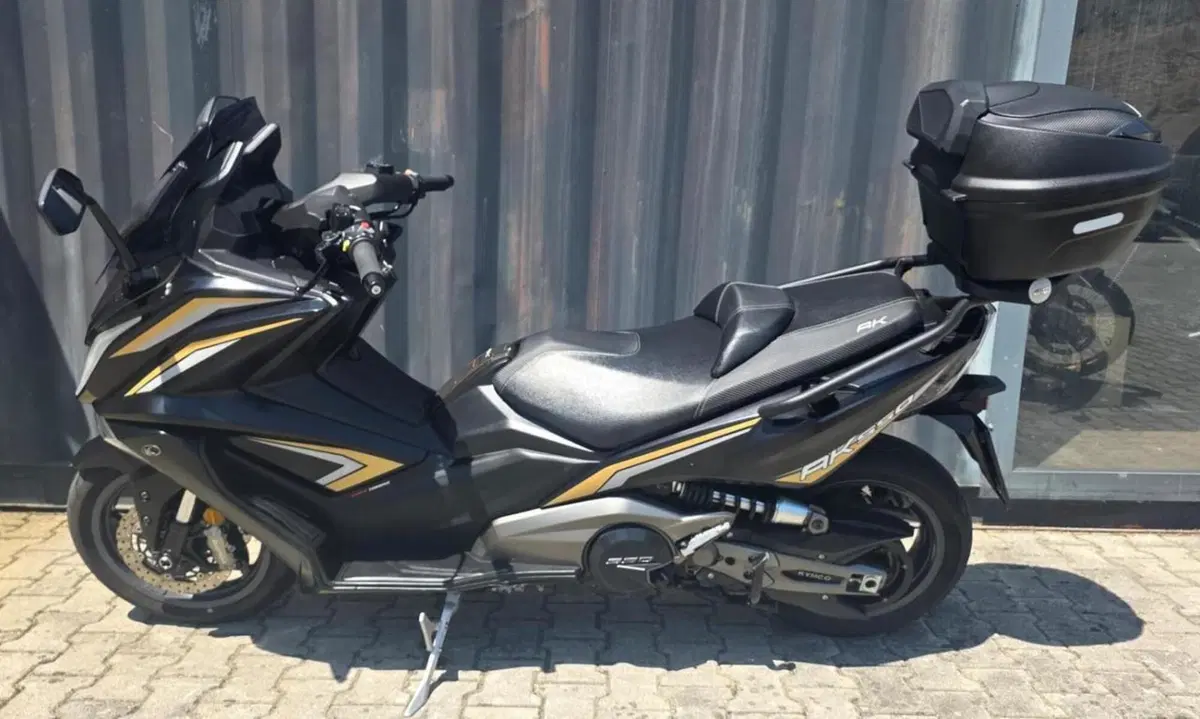 Kymco AK 550 (2017 - 19) (2)