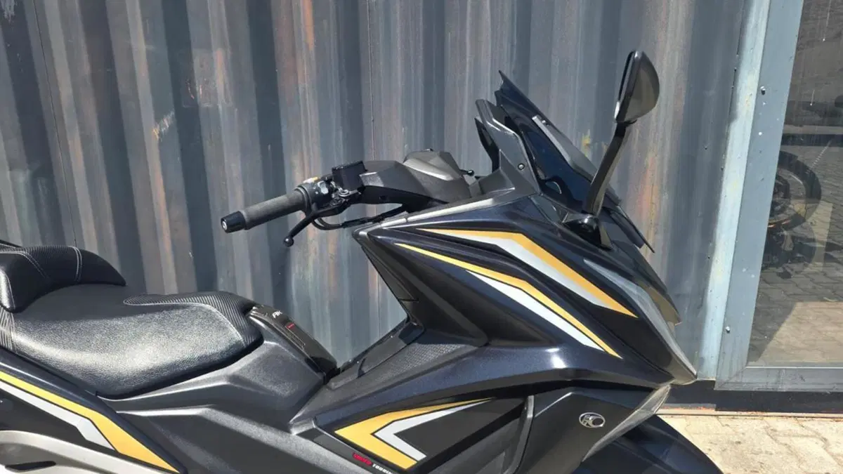Kymco AK 550 (2017 - 19) (6)