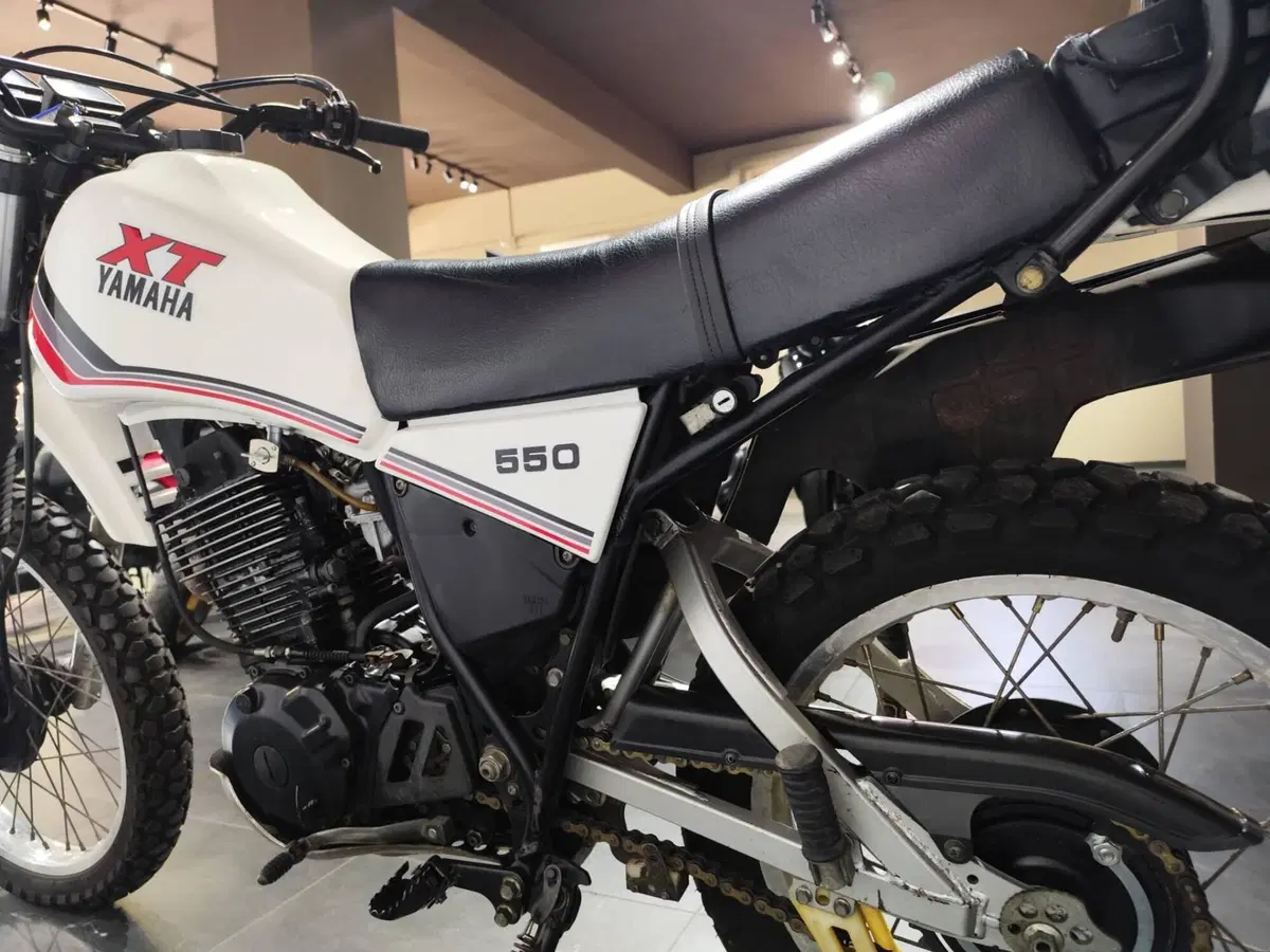 Yamaha XT 550 (7)