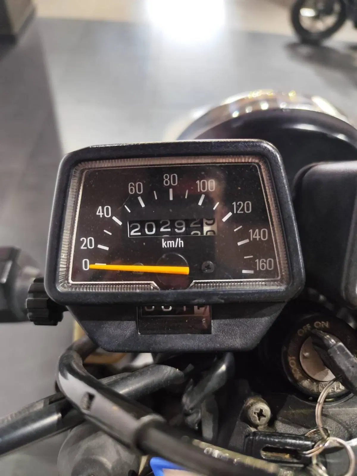 Yamaha XT 550 (9)