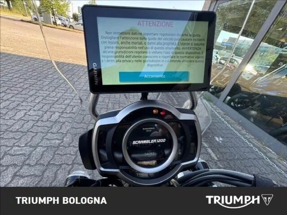 Triumph Scrambler 1200 XE (2024 - 25) (6)