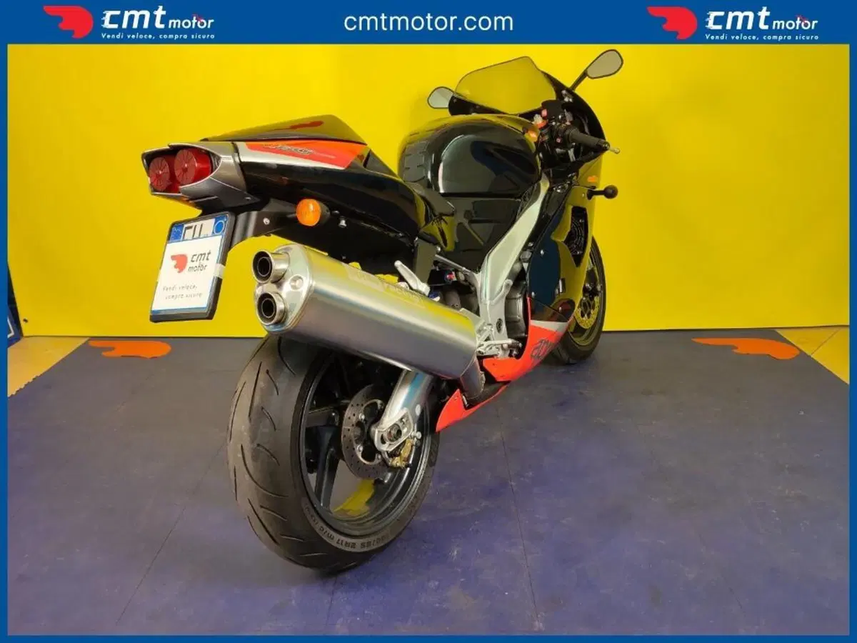 Aprilia RSV 1000 (2000 - 01) (4)