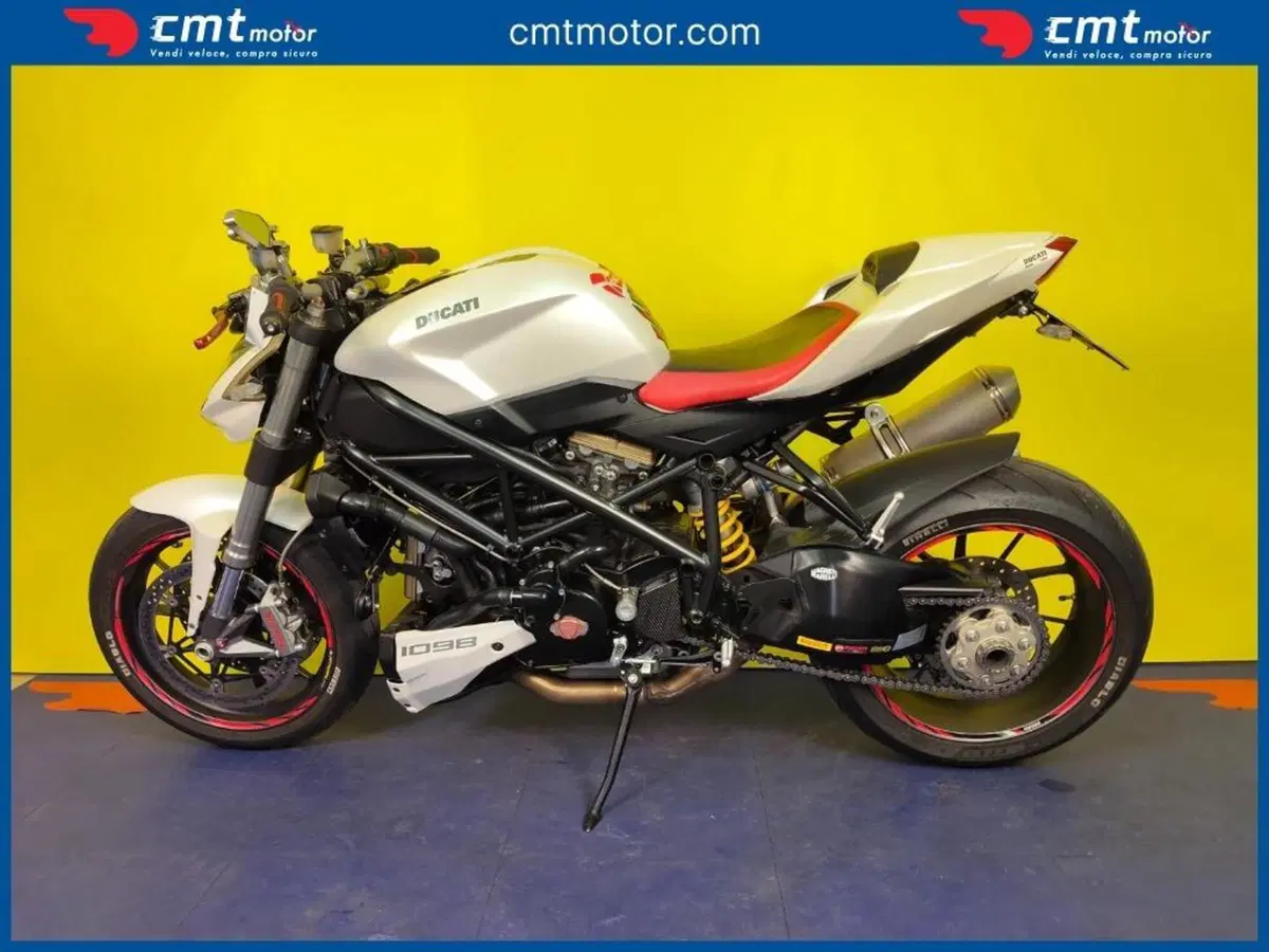 Ducati Streetfighter (2009 - 12) (3)