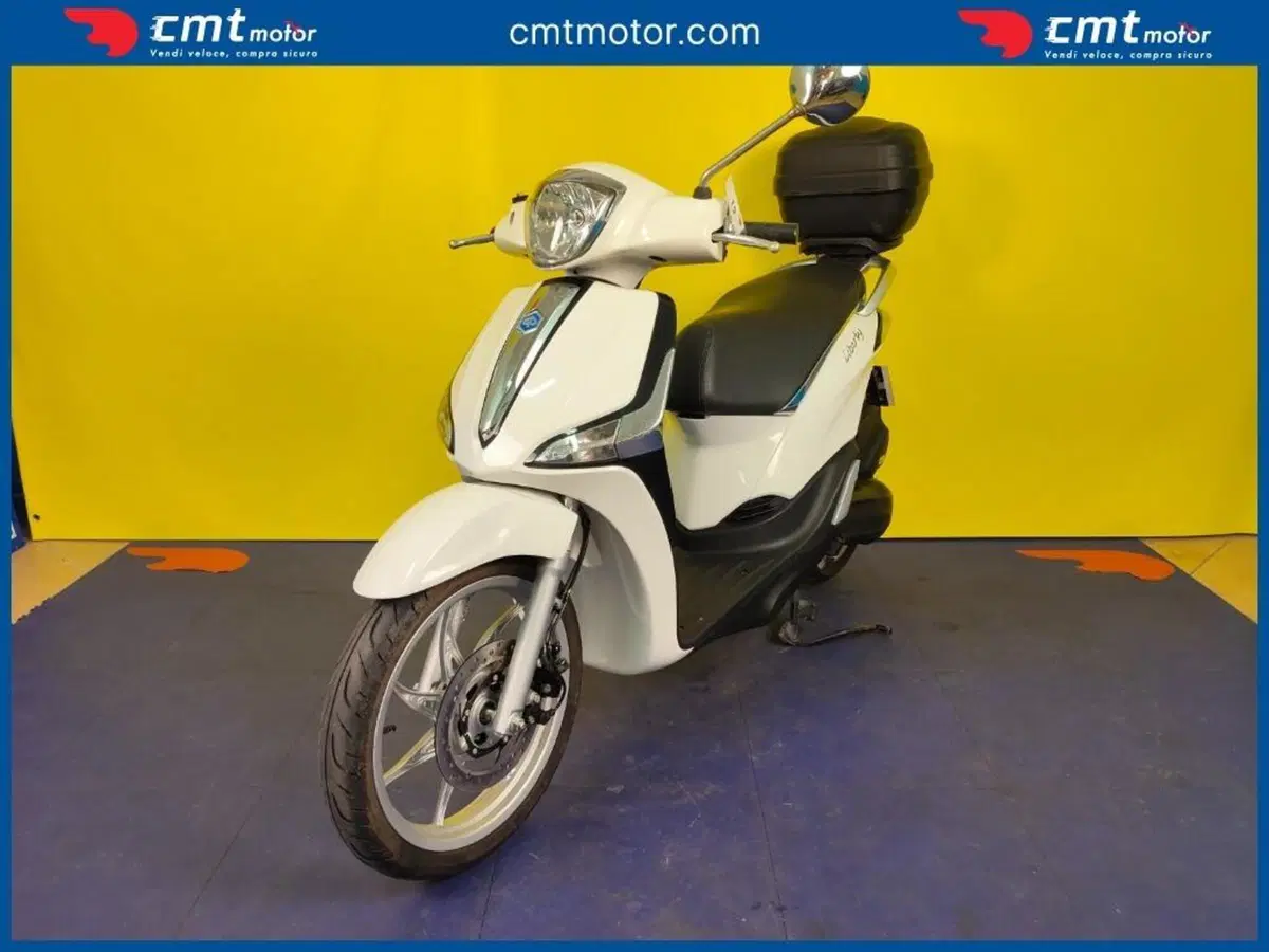 Piaggio Liberty 50 3V (2020) (2)
