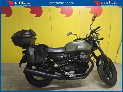 Moto Guzzi V7 II Stone (2015 - 17) usata